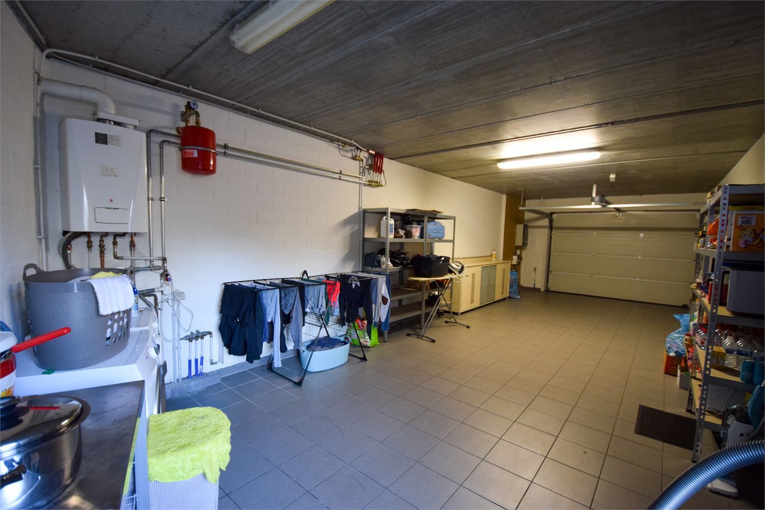 Ruime gezinswoning met onderhoudsvriendelijke tuin foto 15