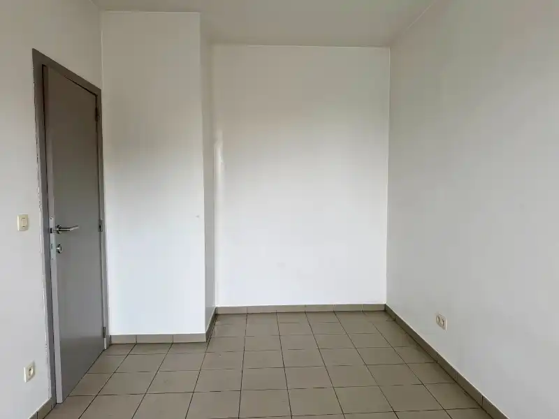 INSTAPKLAAR APPARTEMENT MET TWEE SLAAPKAMERS EN TERRAS foto 15