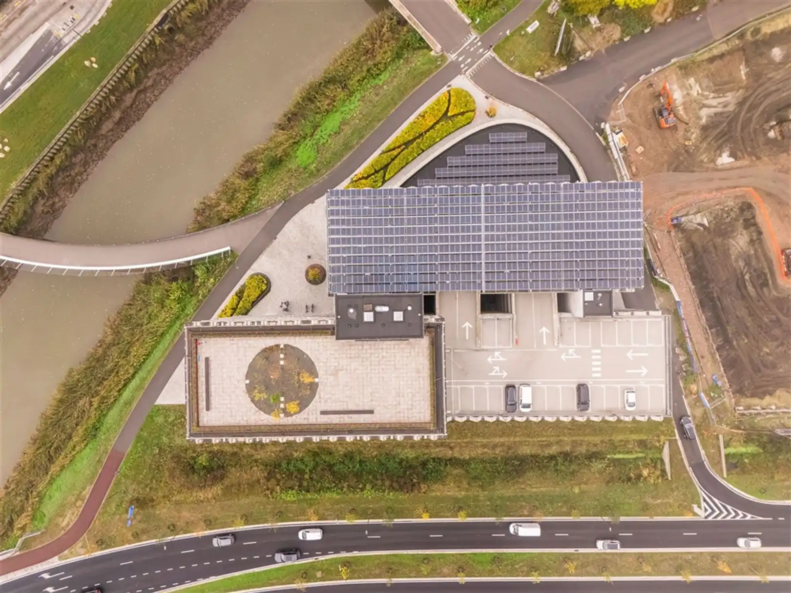 Nieuwbouw winkelunit van 1.000 m² foto 5