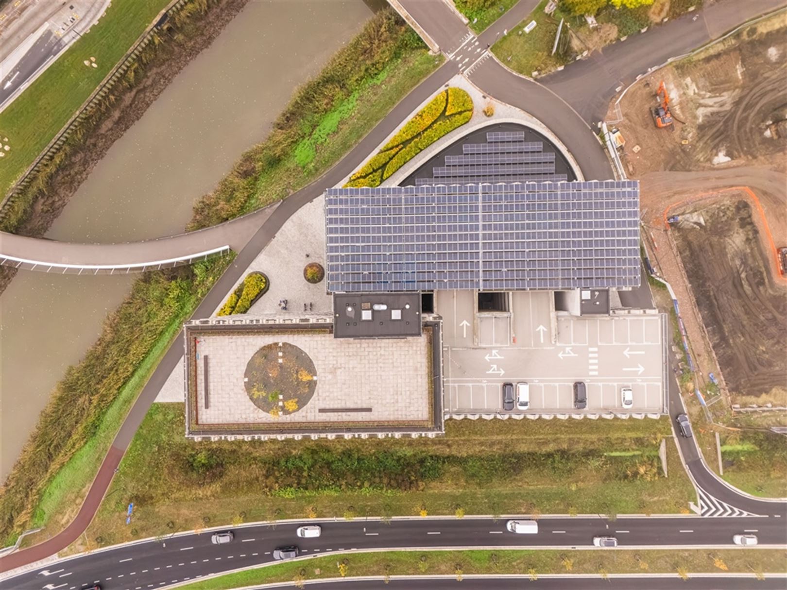 Nieuwbouw winkelunit van 1.000 m² foto 5