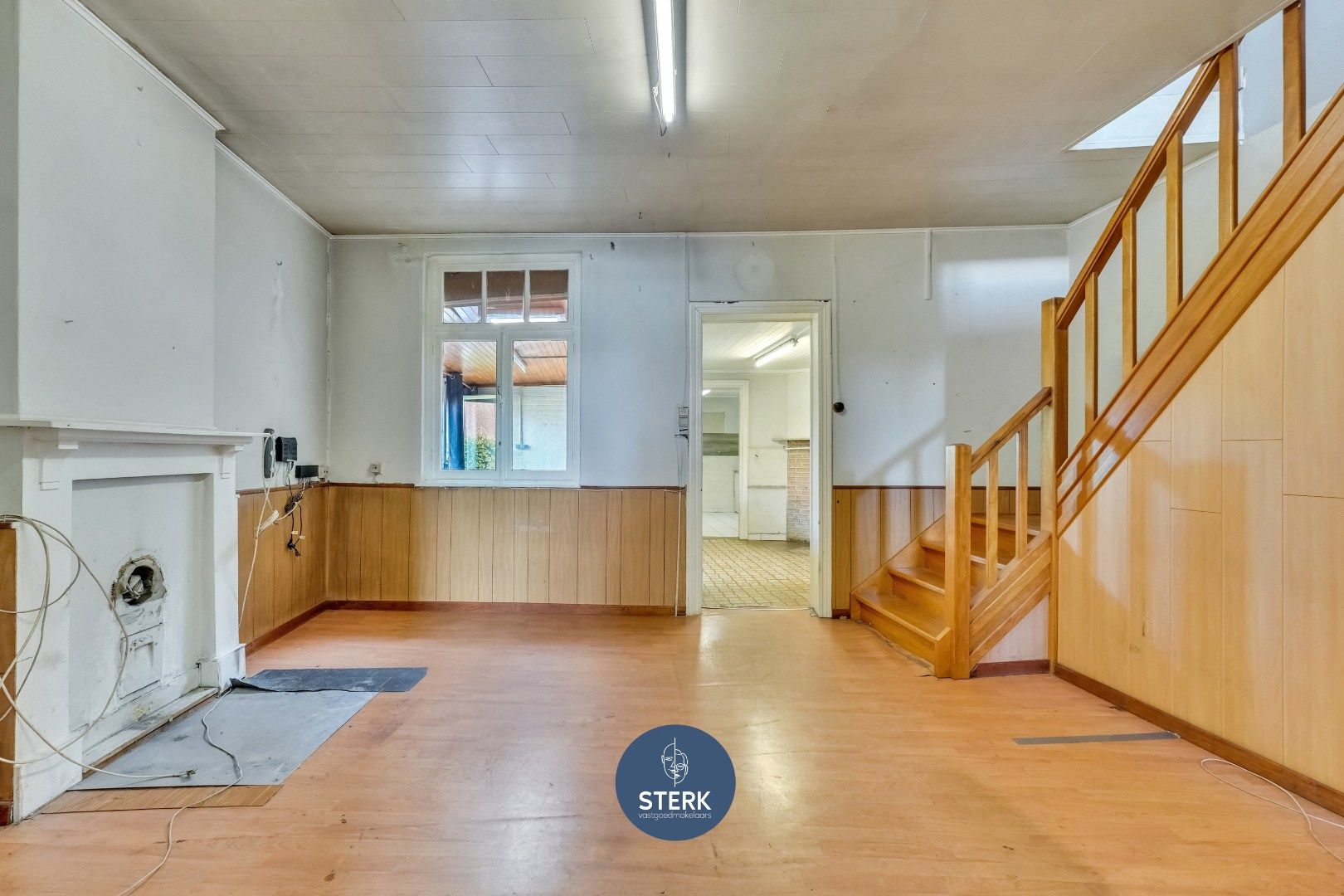 TE VERNIEUWEN WONING OP EEN PERCEEL VAN CIRCA 19 ARE TE LANAKEN !  foto 2