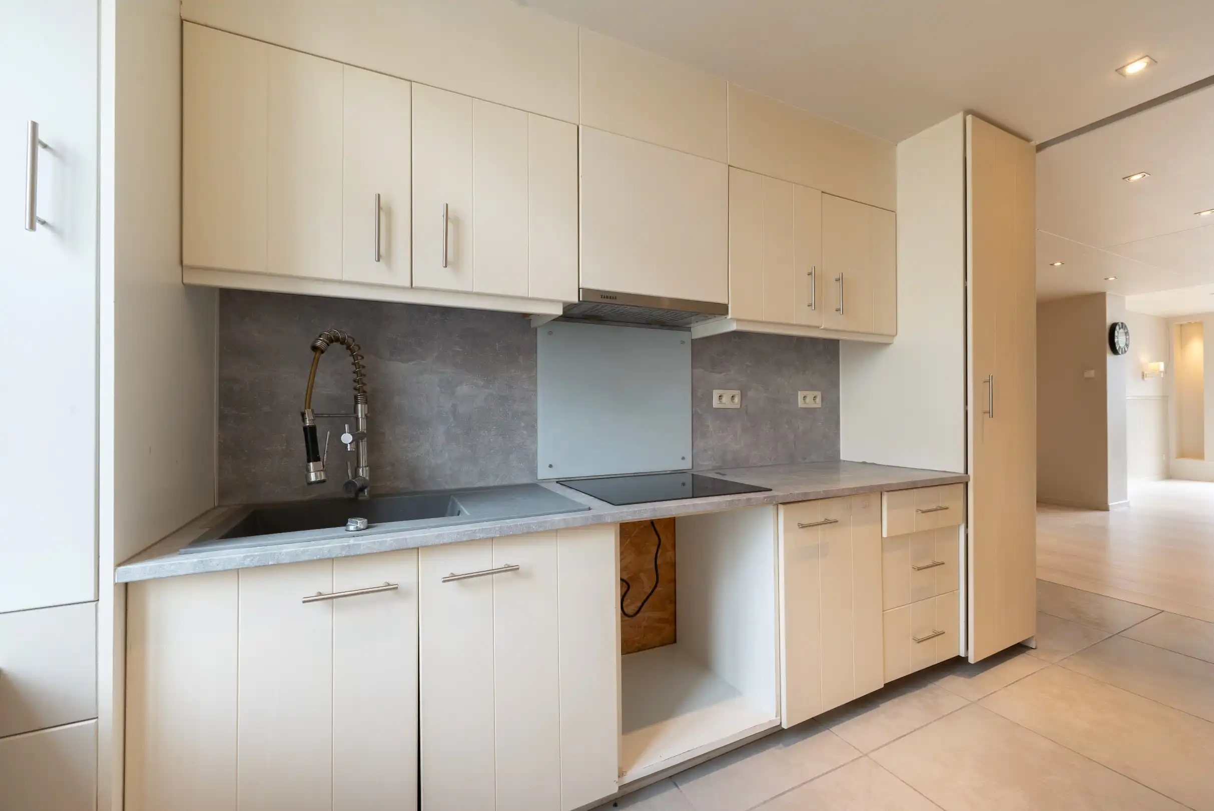 Goed verzorgde woning met 3 slaapkamers en tuin in Menen. foto 5