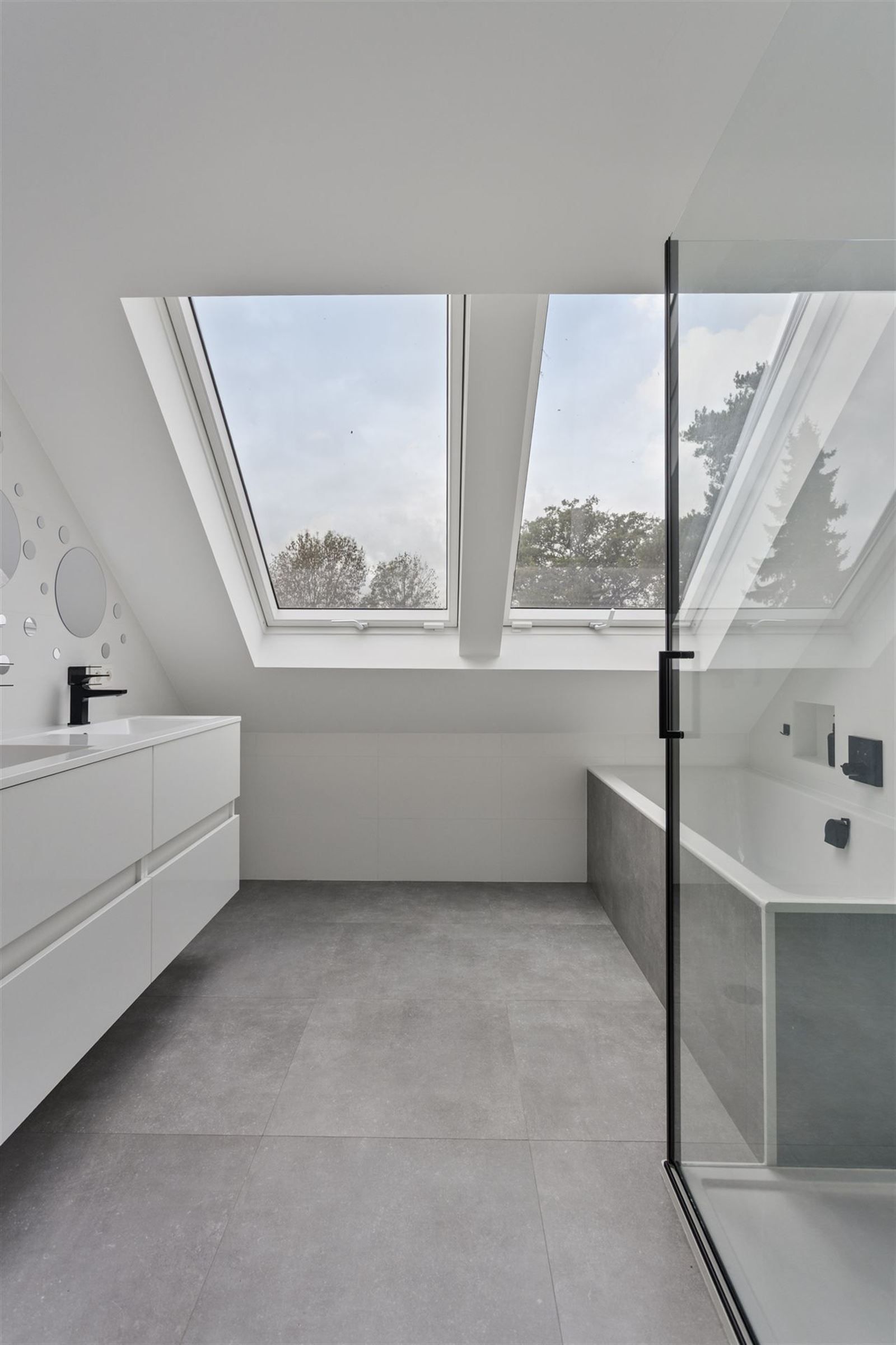 Woning gelegen in een doodlopende straat met 3 slaapkamers te Beersel  foto 16