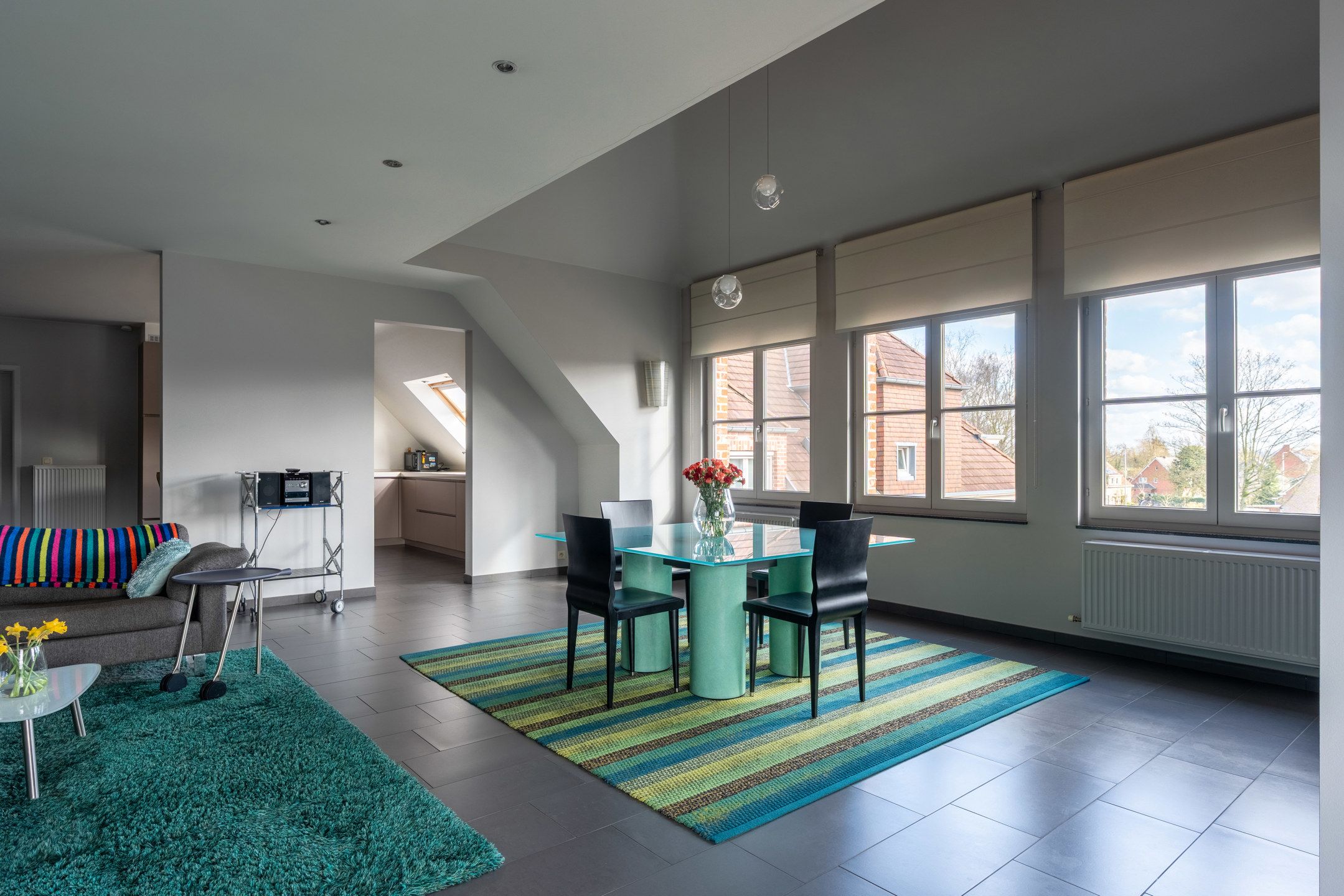 Luxe dakappartement met ruim terras en dubbele garagebox. foto 10