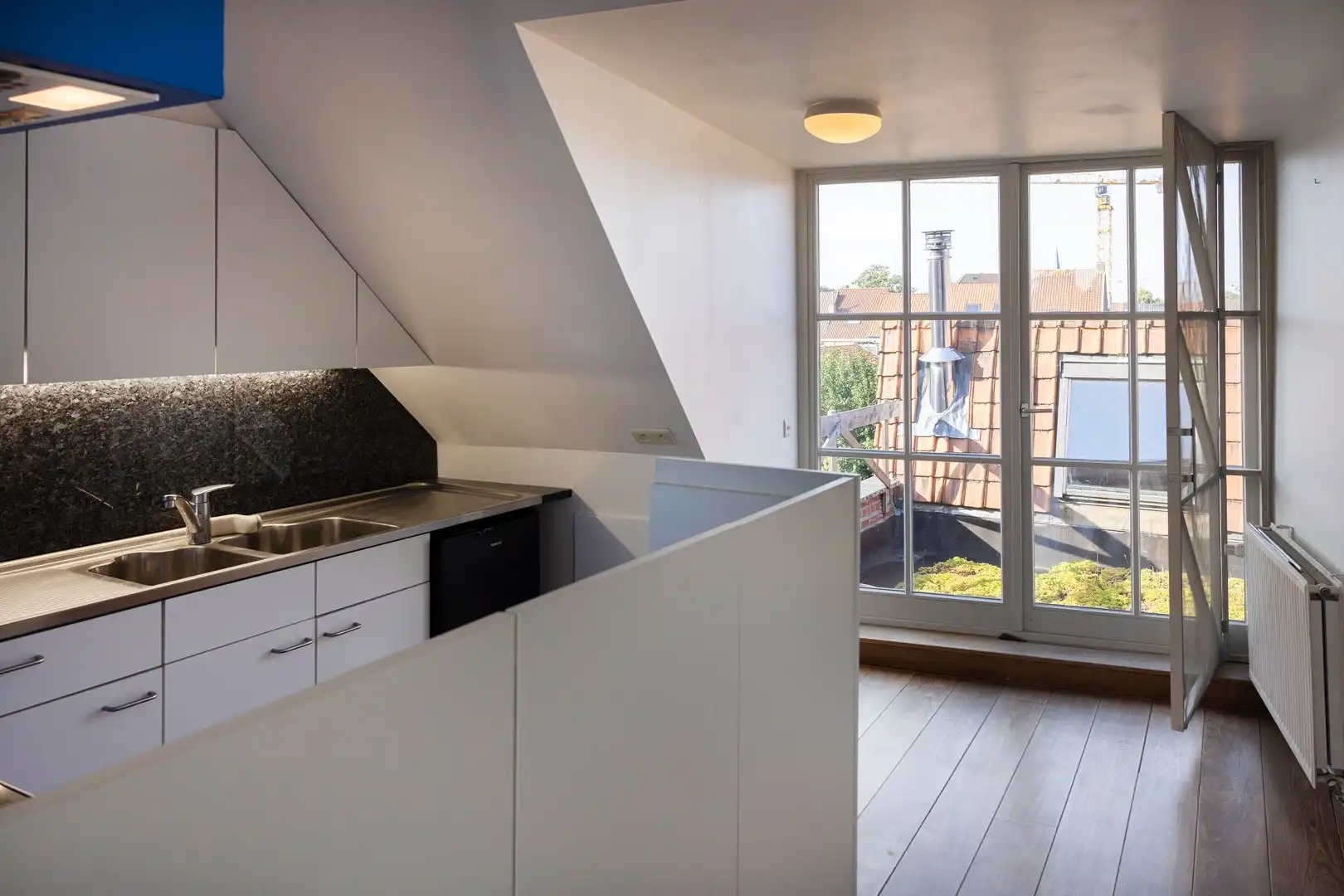 Goed gelegen, knappe woning met modulaire woonfunctie. foto 14