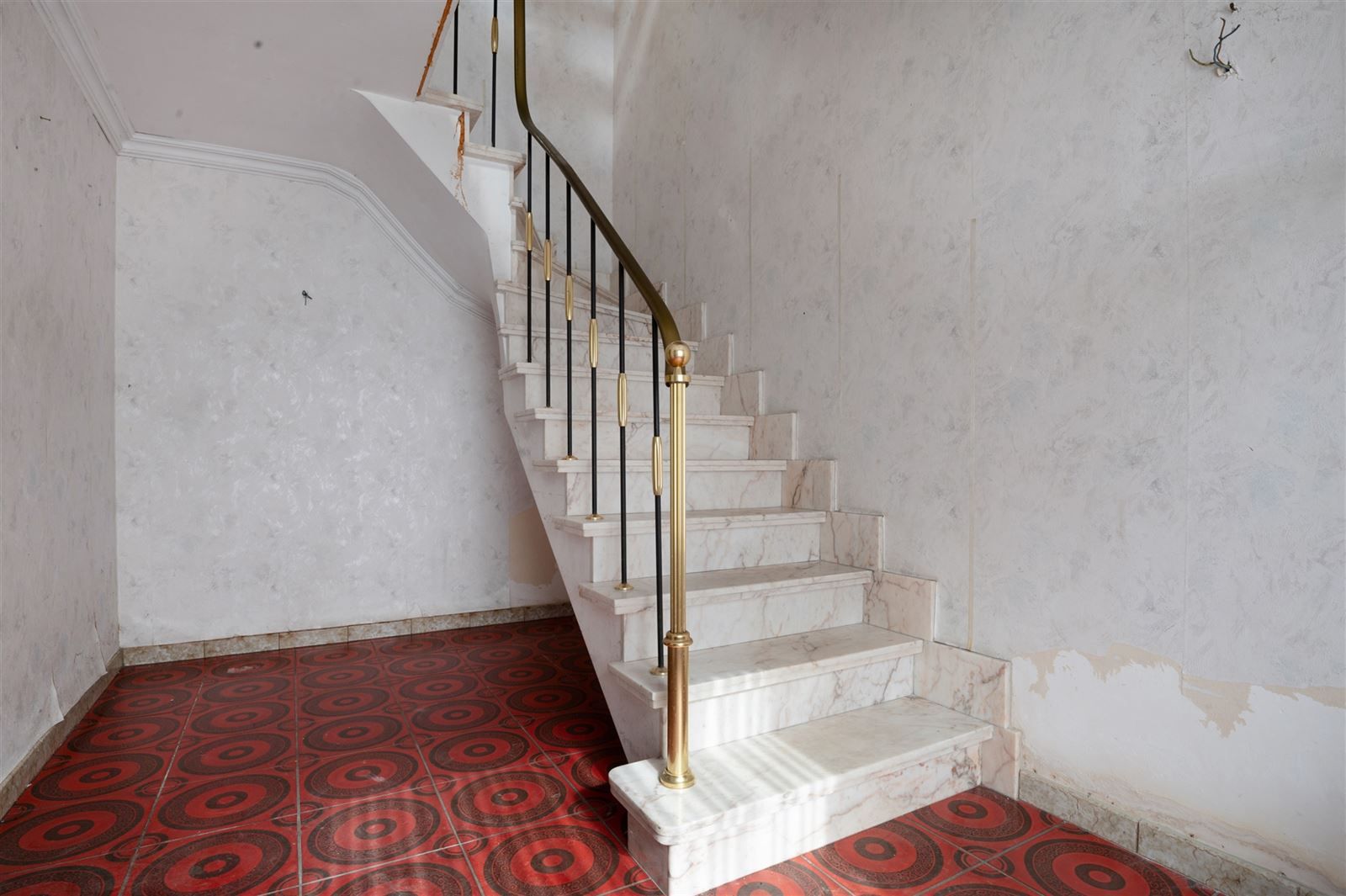 Woning met grote ruimtes en veel lichtinval foto 12