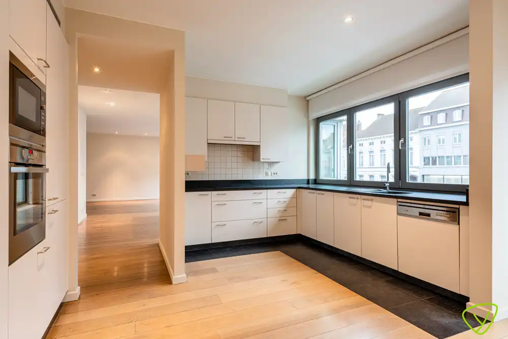 Exceptioneel appartement met een prachtig zonneterras en een top kwalitatieve afwerking foto 6