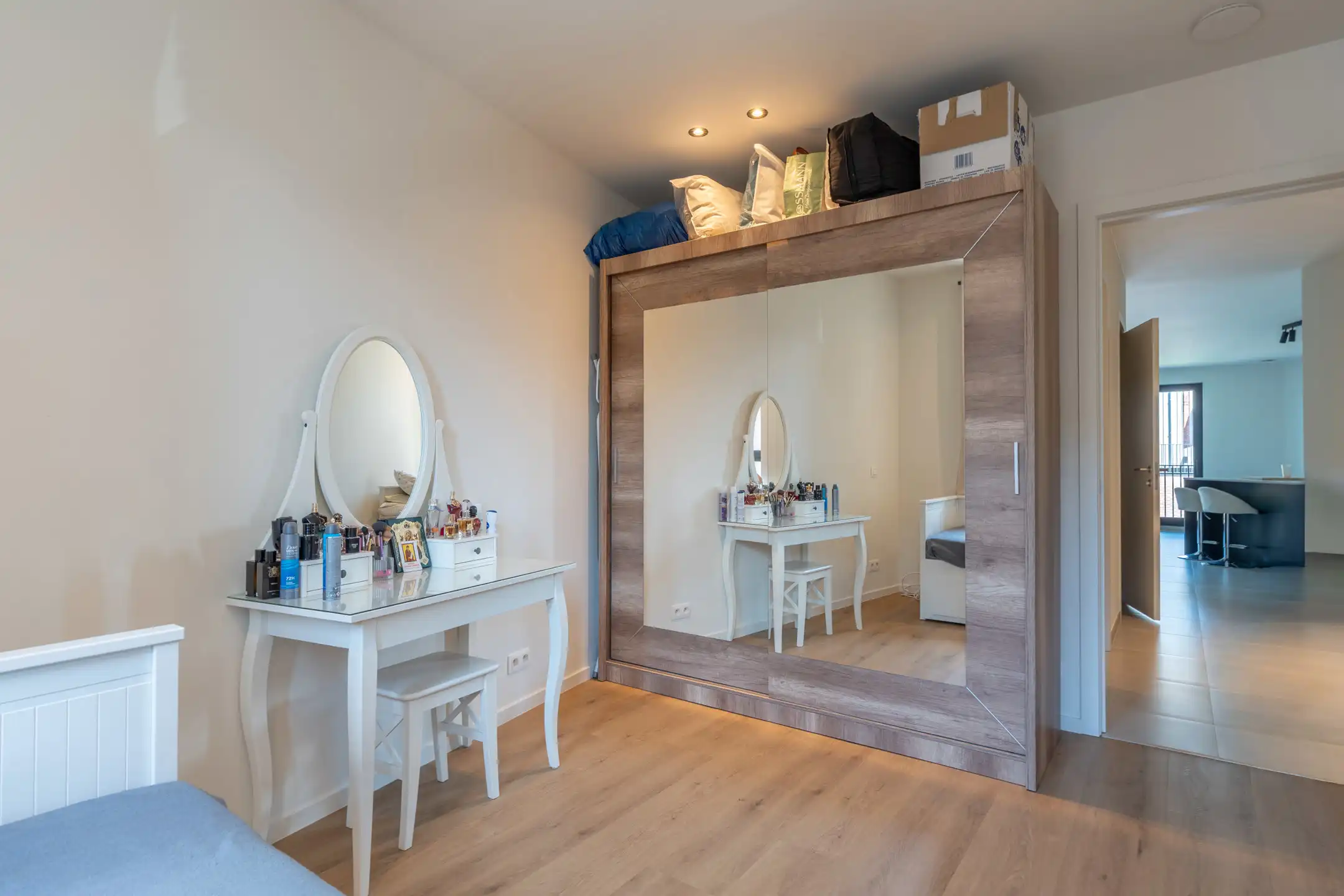 Knap en licht appartement op de eerste verd. met 2 terrassen foto 31