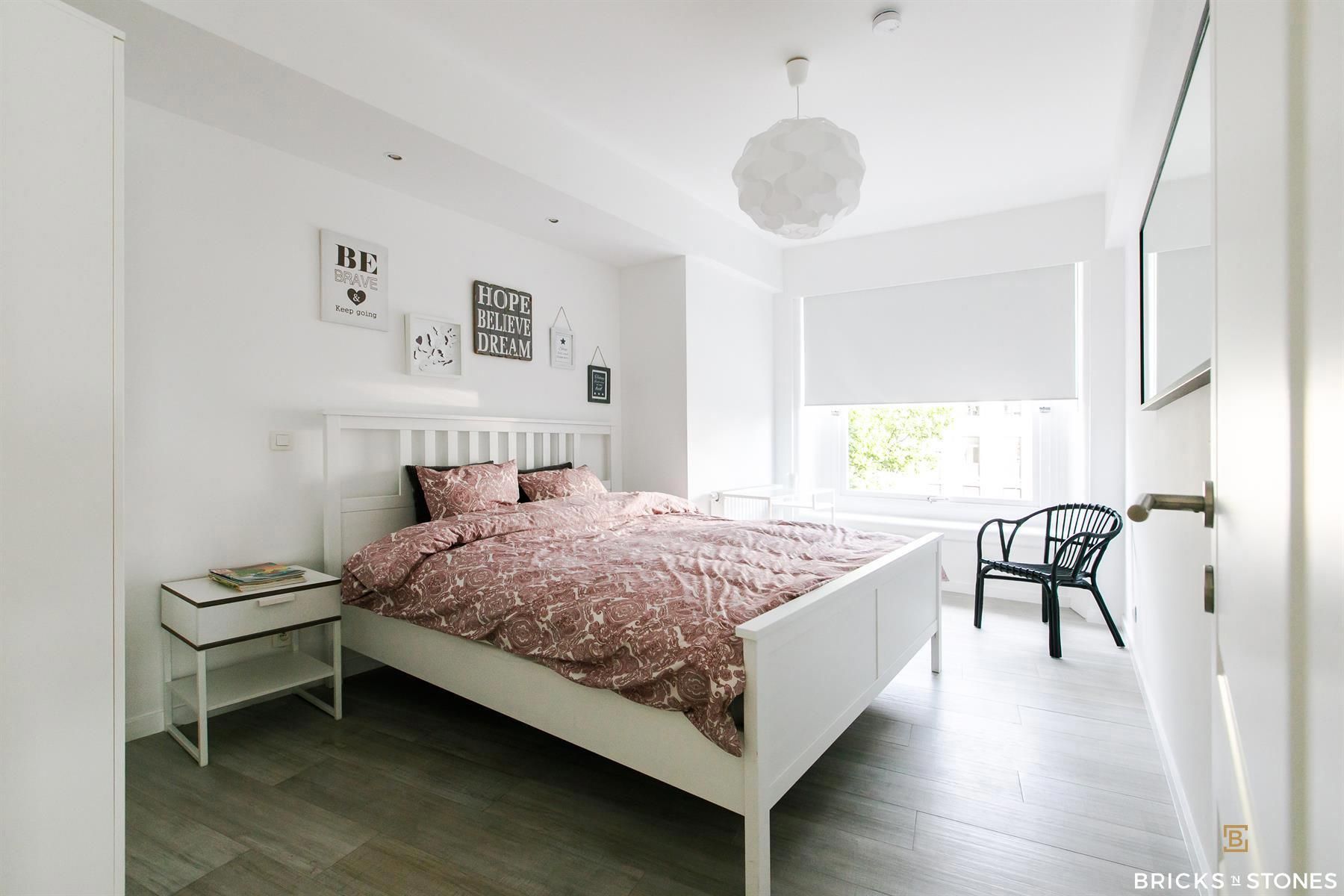 Luxueus gemeubeld twee slaapkamer appartement foto 8