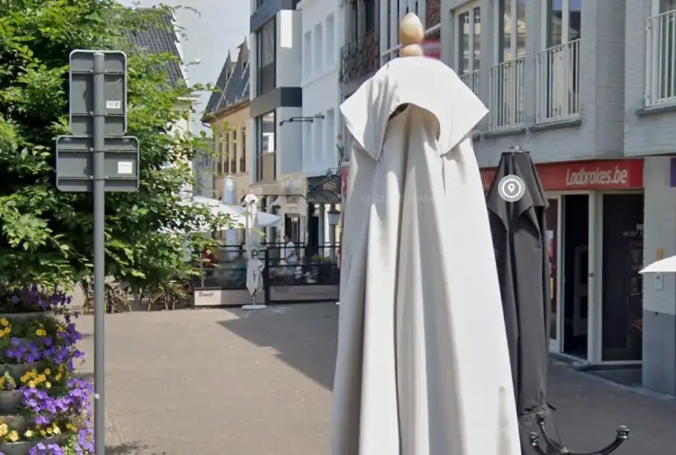 Modern handelspand op een toplocatie op de Grote Markt foto 5