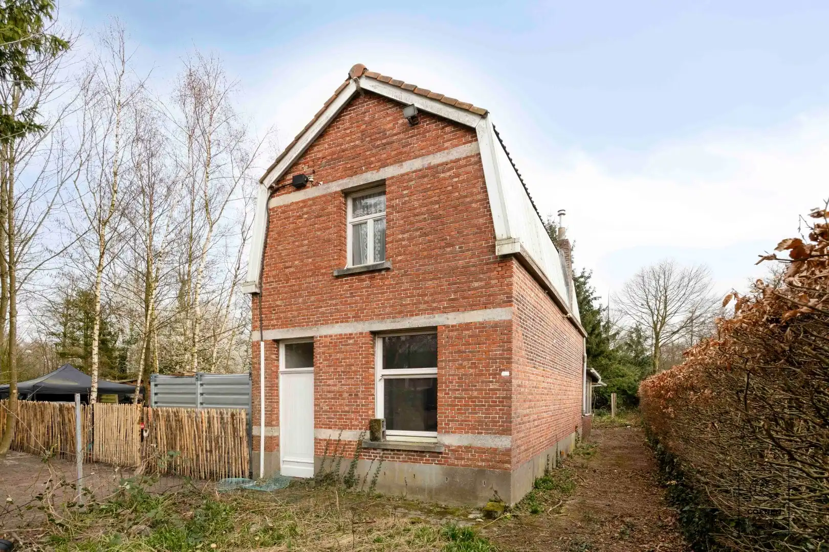 Volledig te renoveren woning met potentieel op een schitterende ligging te Brasschaat foto 2