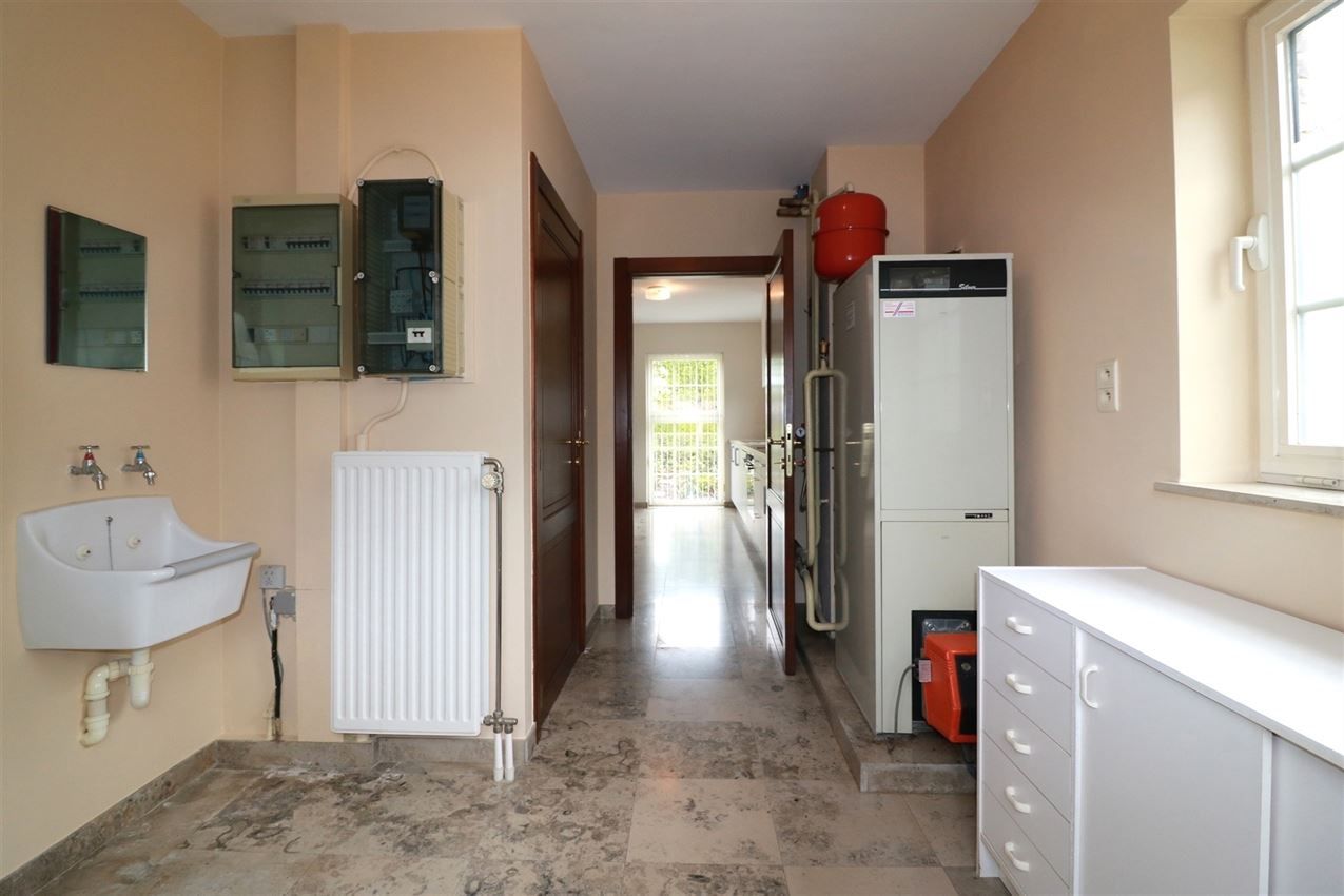 Landelijke woning iin mooie omgeving, 3 slpk., garage  foto 12