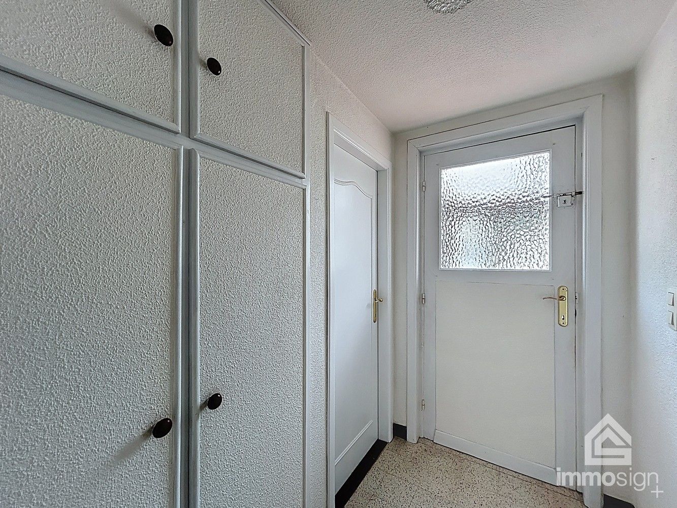 Charmante gezinswoning met potentieel op ruim hoekperceel in hartje Eksel foto 11