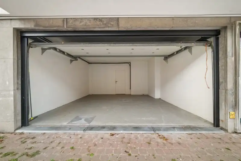 APPARTEMENT MET GARAGE foto 14