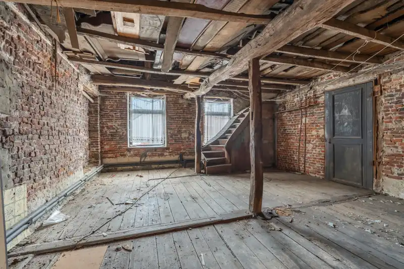 Statig herenhuis met binnenkoer en stallingen op een perceel van 1758 m² in het dorp van Waanrode foto 32