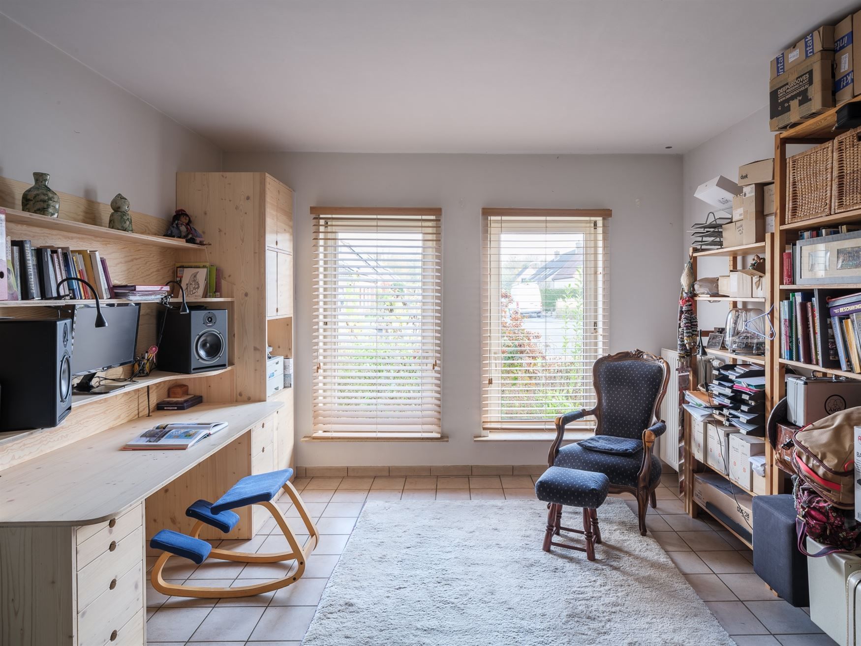 Gezinswoning met 3 slaapkamers, tuin, garage in rustige wijk bij Gent. foto 3
