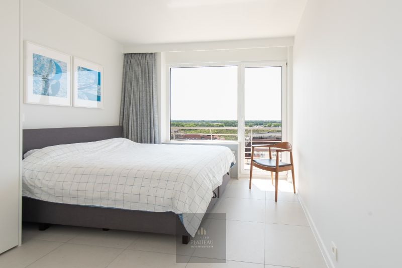 Volledig vernieuwd instapklaar 3 slpk-appartement op de zeedijk. foto 17