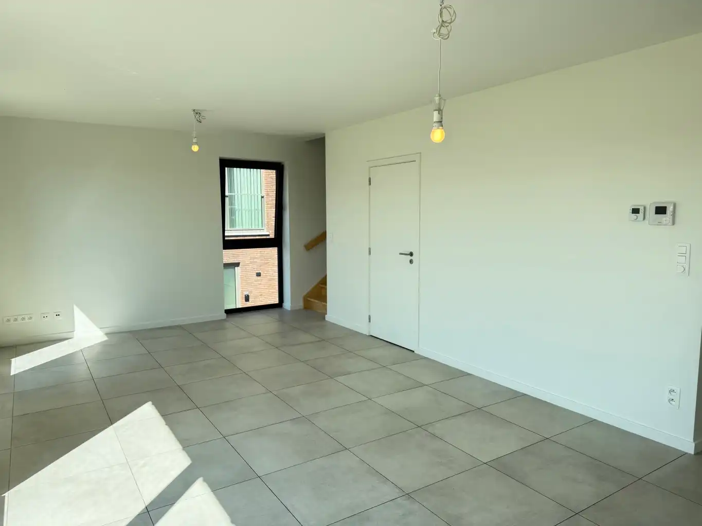 Duplex 1ste + 2de verd. met 2 slpks, terras en staanplaats foto 3