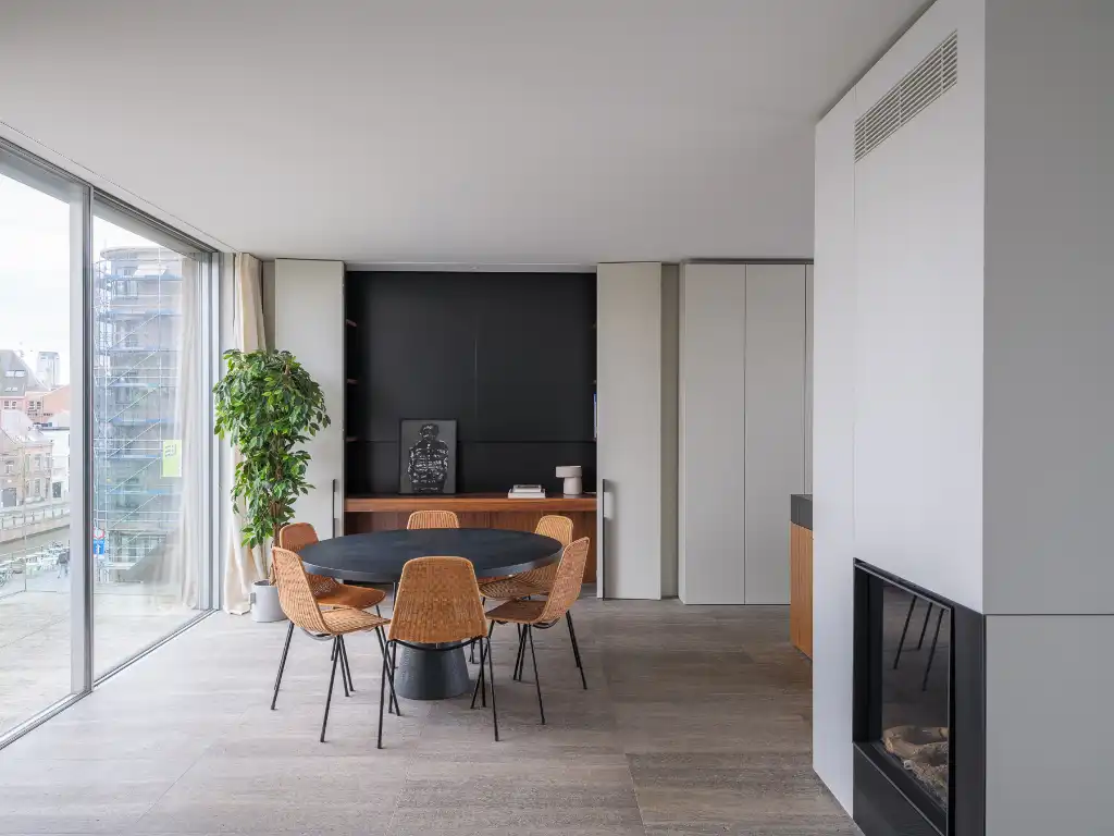 High-end duplexpenthouse met drie terrassen, gelegen in een architecturaal hoogstaand gebouw naar ontwerp van Element Architecten. foto 9