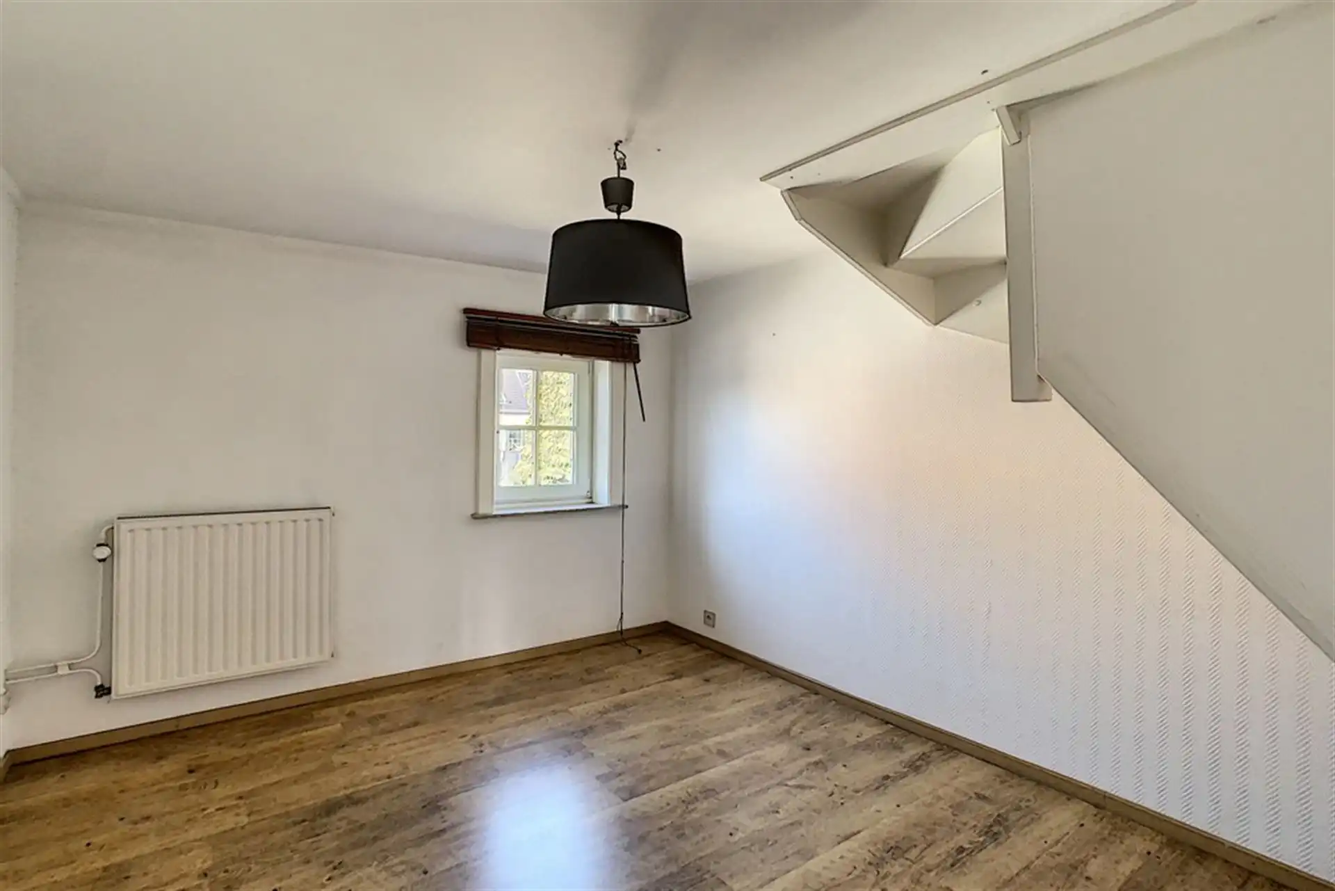 Karaktervolle woning met leuk terras en garagebox foto 13