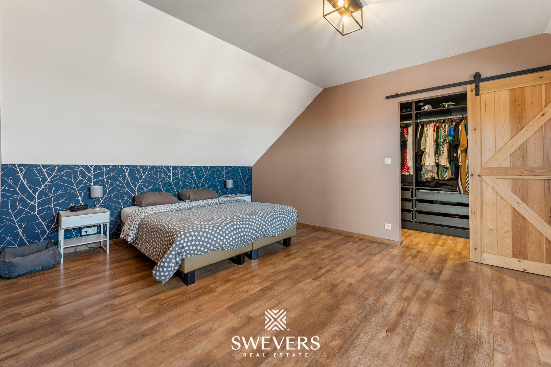 Gerenoveerde gezinswoning met 3 slpk en zonnige tuin foto 17