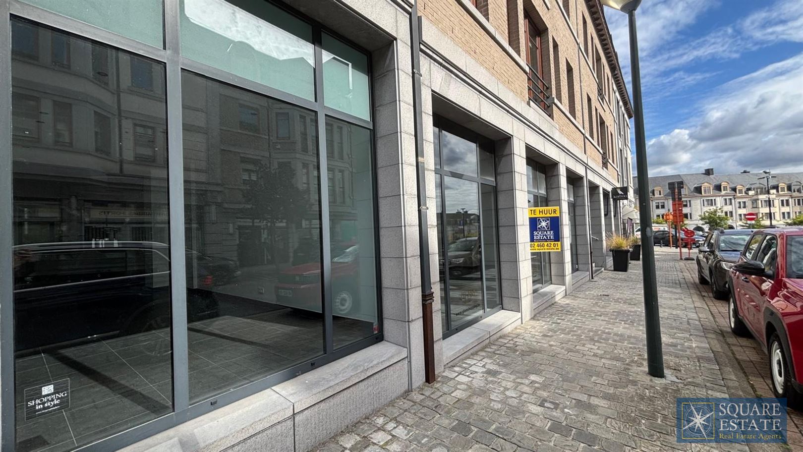 Winkelruimte op de Markt van Wemmel foto 9