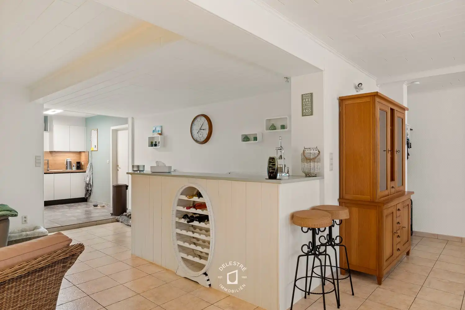COMPLEET GERENOVEERD GELIJKVLOERS APP. INLUSIEF GARAGEBOX. foto 6
