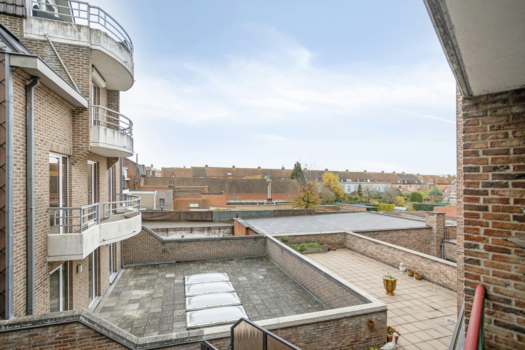 Appartement aan het water te koop met 2 slaapkamers en garage!  foto 14