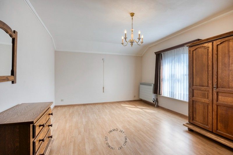 Vrijstaande woning op uitzonderlijk perceel van 2.850 m² foto 18