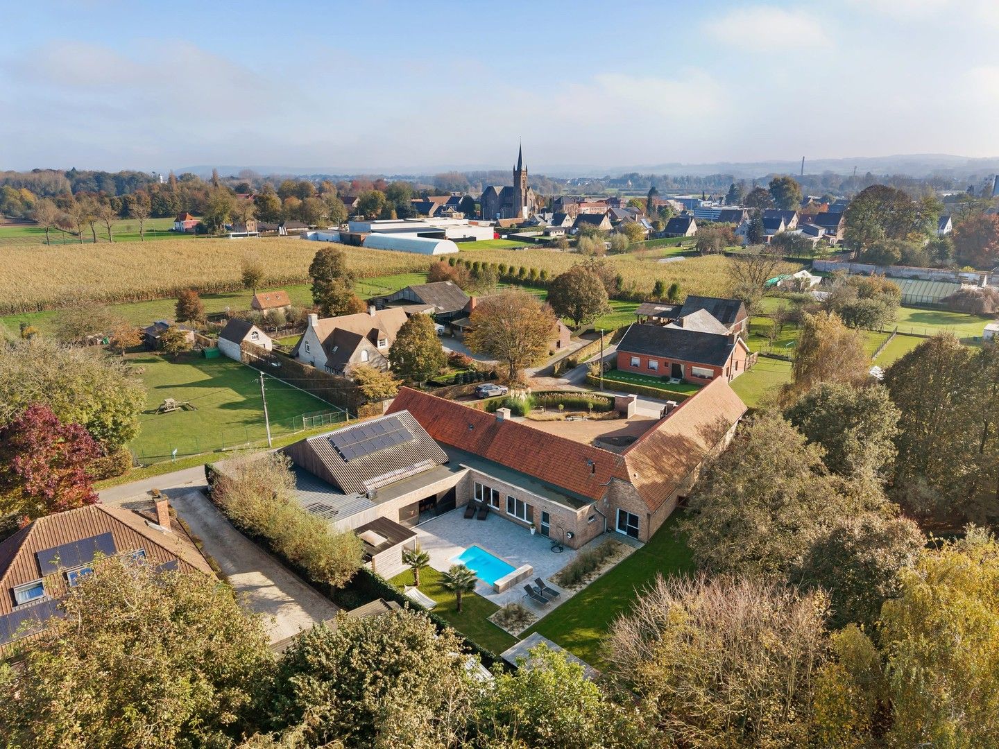 Instapklare indrukwekkende maar energiezuinige villa met loods en zwembad aan de voet van de Vlaamse Ardennen foto 30