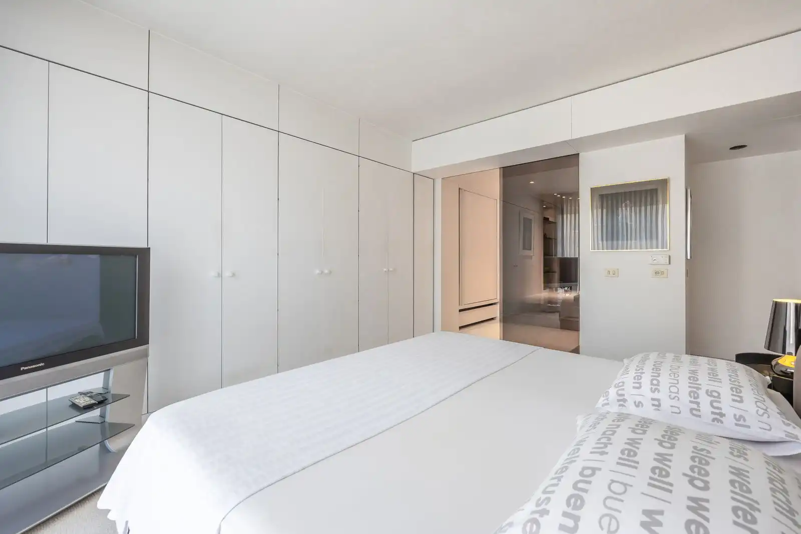 Exclusief duplex penthouse met 4 slpk en zonnige terrassen pal aan zee foto 20