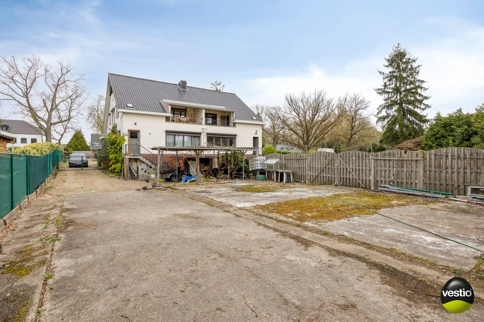 Ruime woning met 3 slaapkamers op vlot bereikbare ligging (Genkersteenweg). foto 18