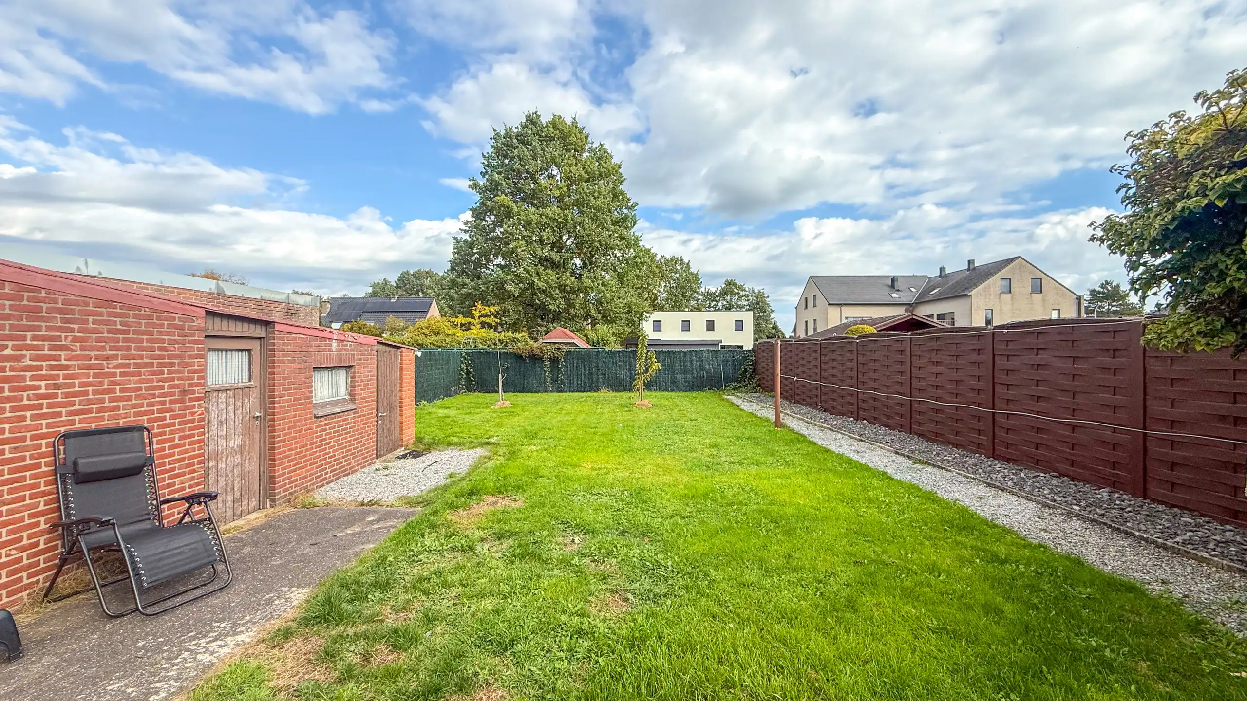 Instapklare woning met 3 slaapkamers op toplocatie! foto 12