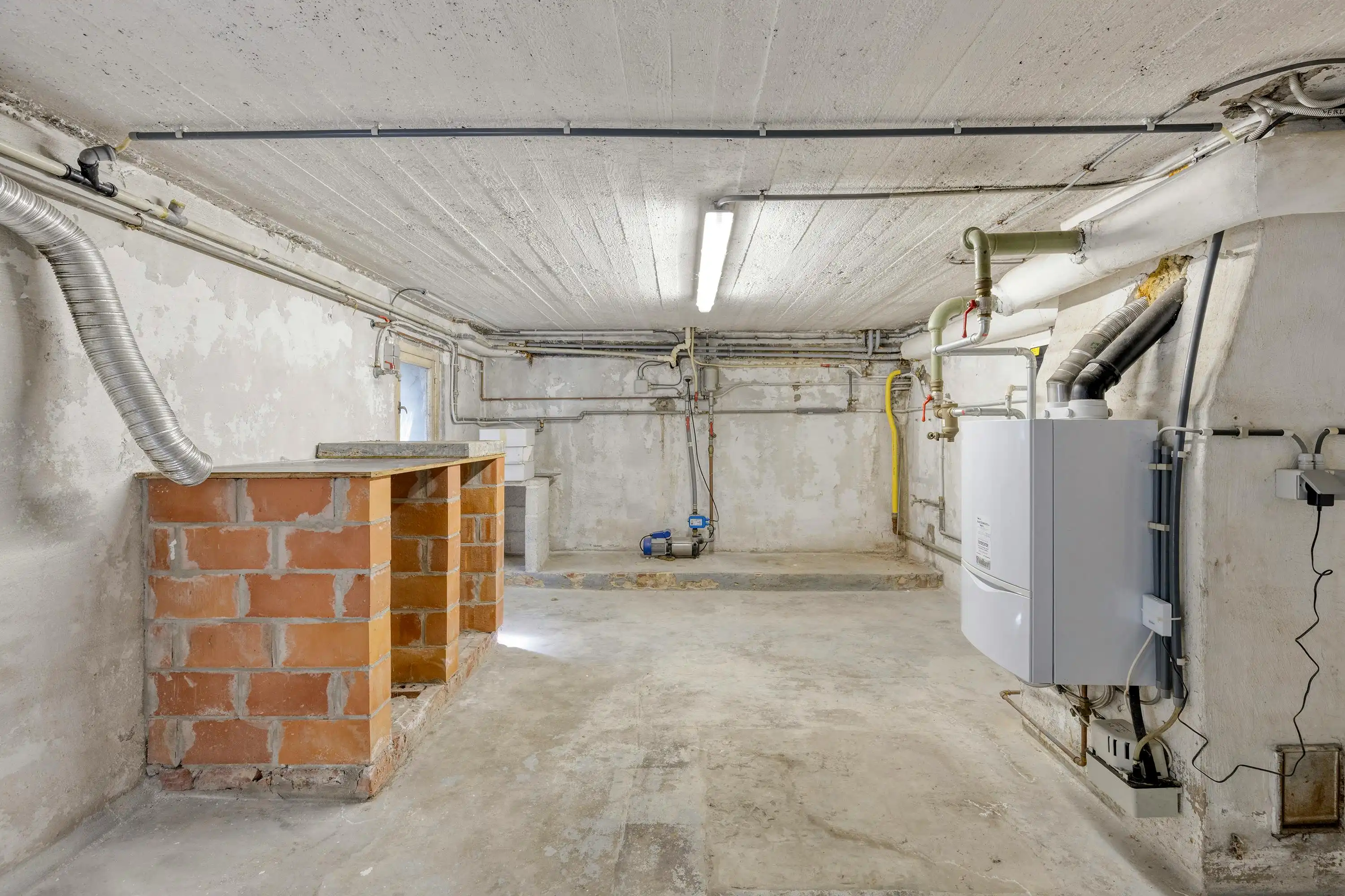 Villa te koop in Roeselare met ruim bijgebouw op 832 m² foto 27