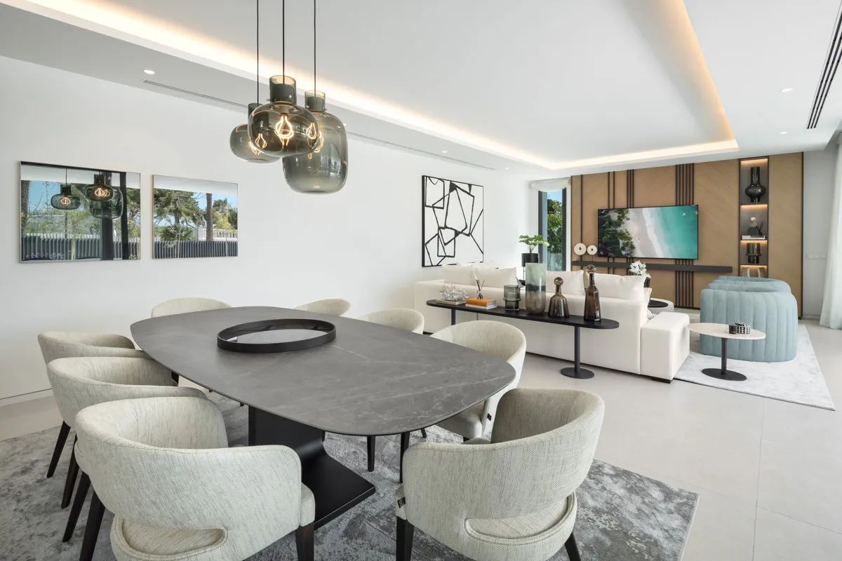 Stijlvolle villa in Marbella Oost – jouw ultieme woning aan de Costa del Sol foto 5