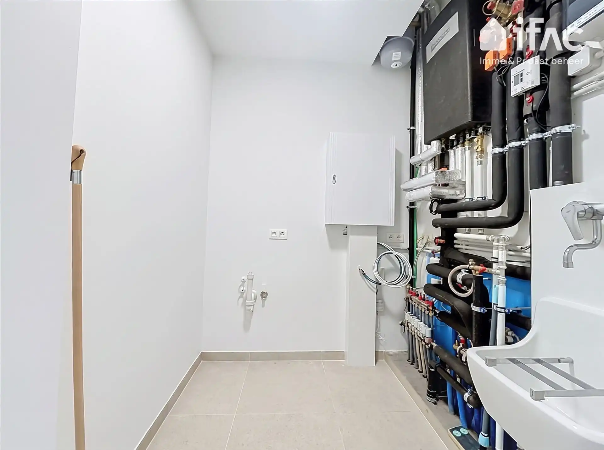 Luxeappartement met 2 terrassen en zicht op vijver foto 21