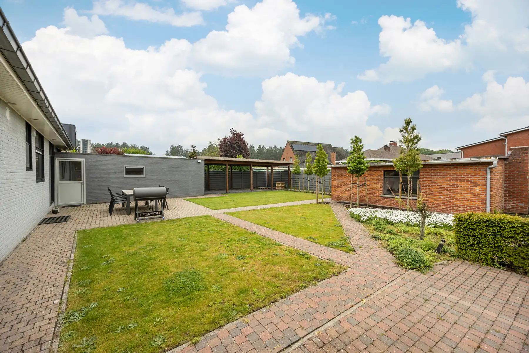 Laagbouwwoning met 3 slaapkamers, garage en carport op een rustige locatie in Merksplas.  foto 19