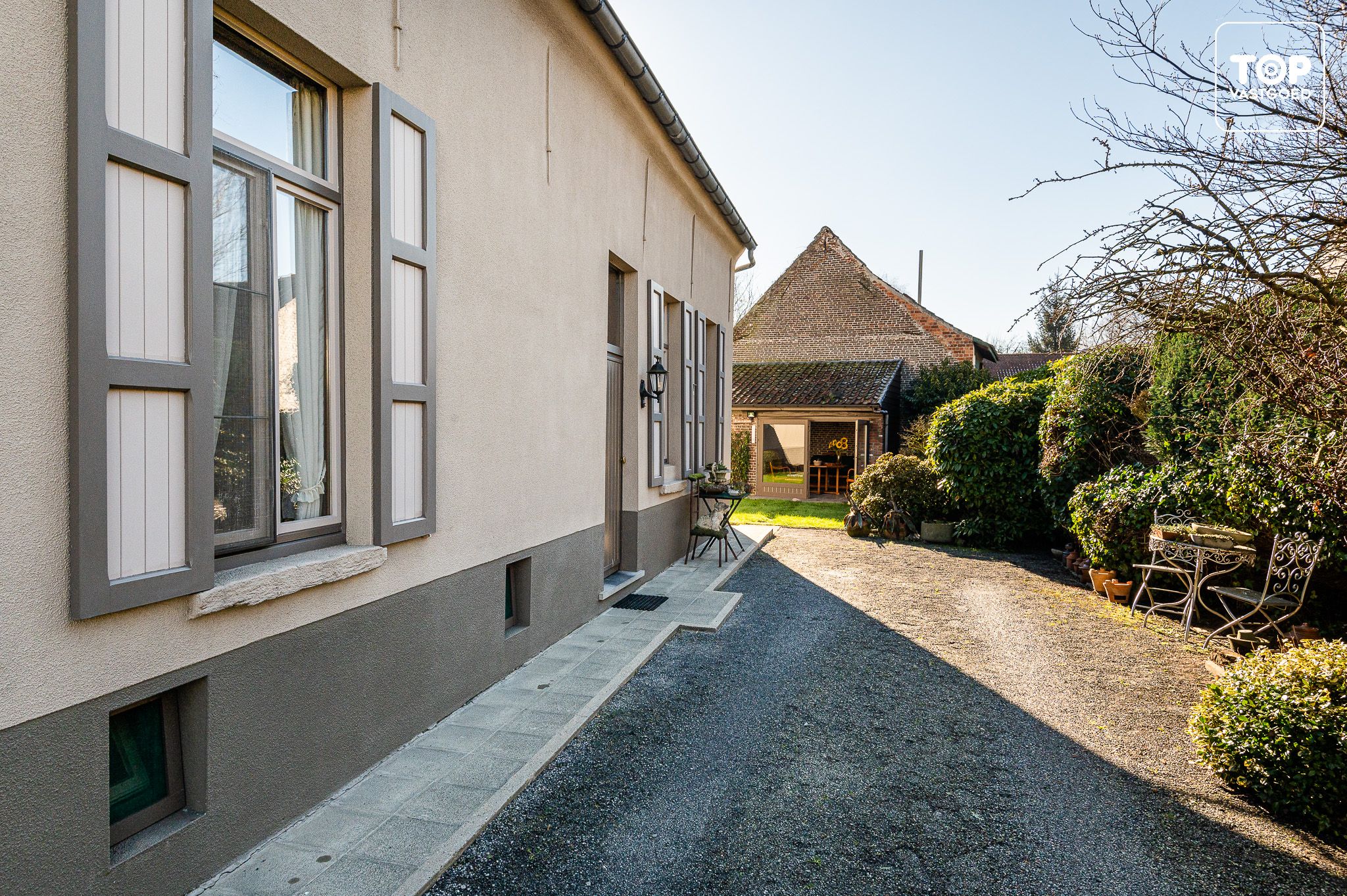 Prachtige te renoveren hoeve met voormalige olieslagerij en stokerij foto 24