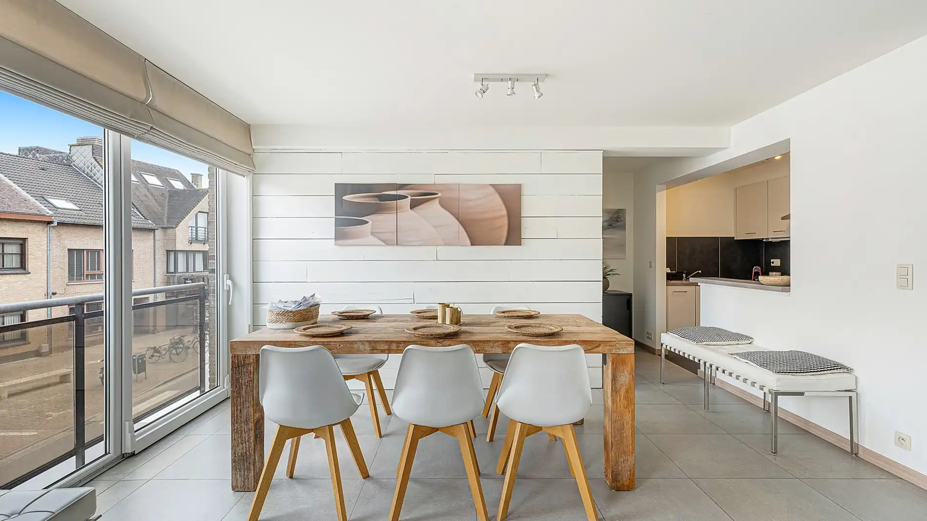 Breed appartement met 2 slpks. in centrum Knokke foto 5