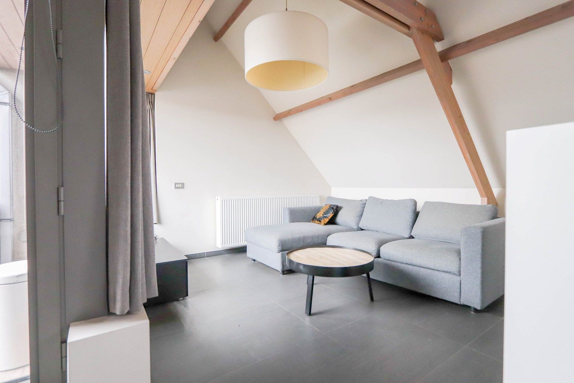 DAKAPPARTEMENT MET GEZELLIG DAKTERRAS foto 2