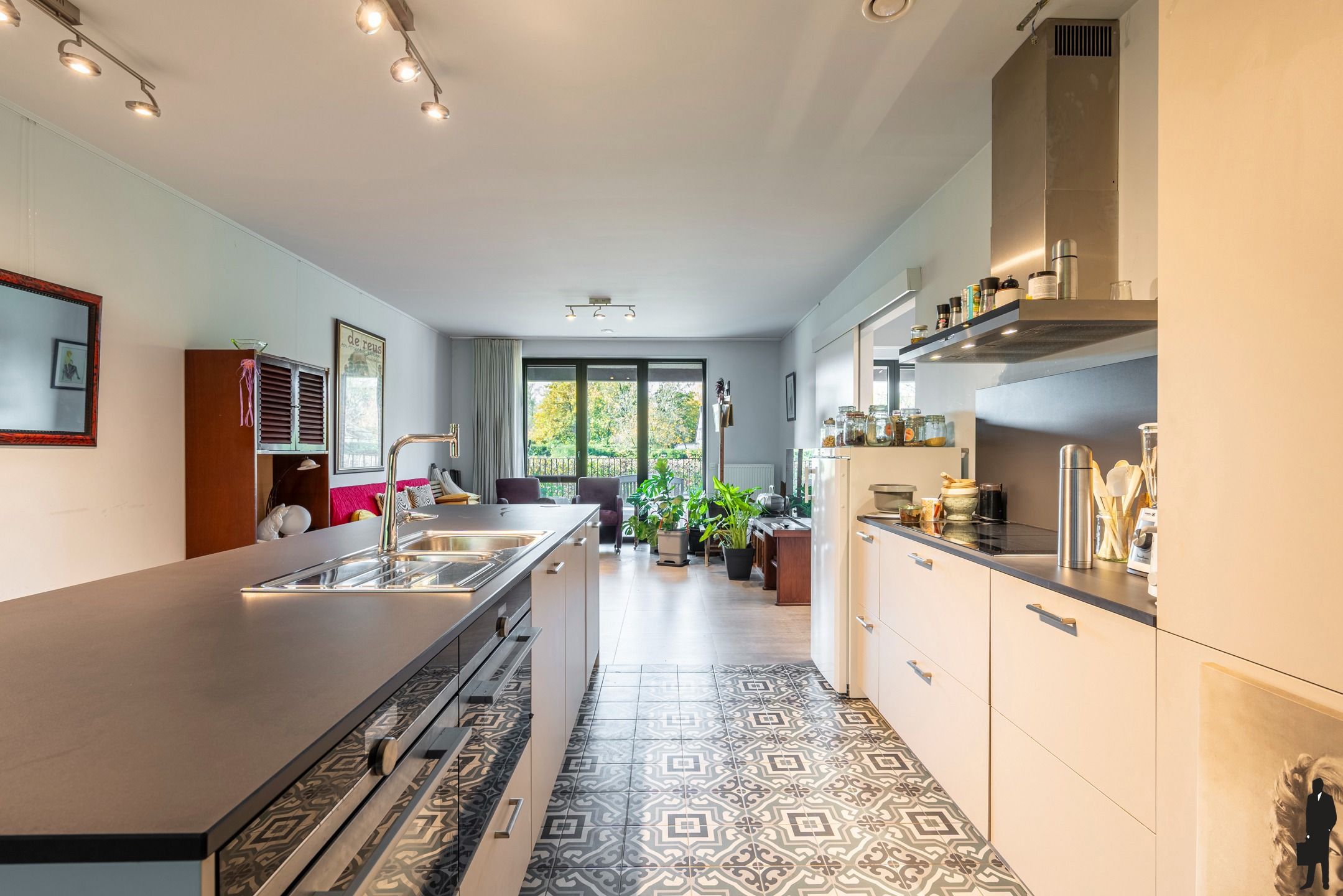 Modern gelijkvloers appartement met ruim terras  foto 7