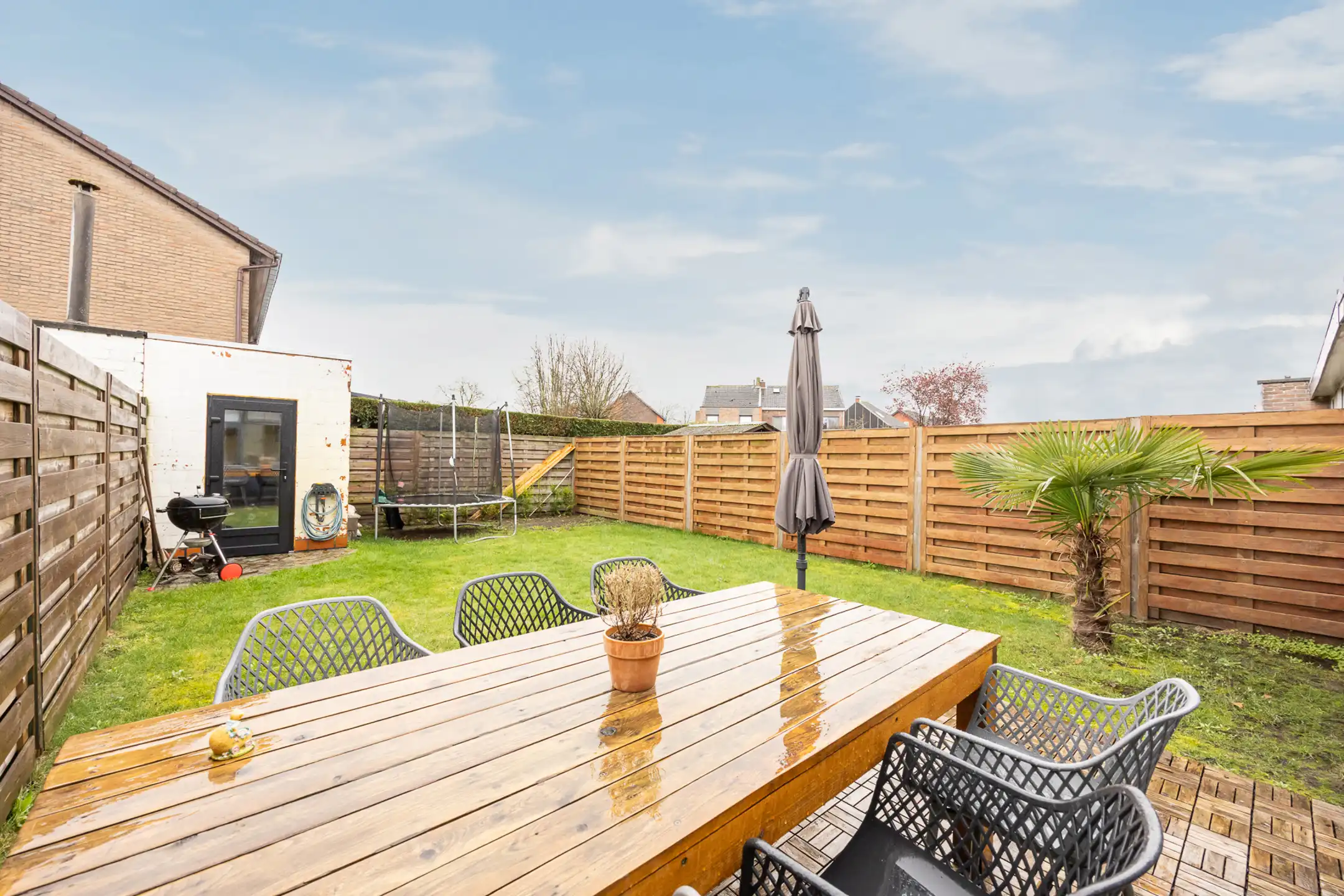 Gunstig gelegen woning met drie slaapkamers en garage foto 40