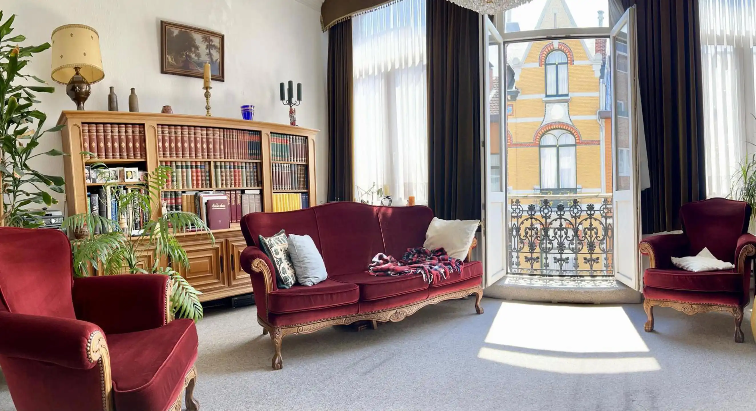 Authentieke herenwoning met potentieel te koop foto 19