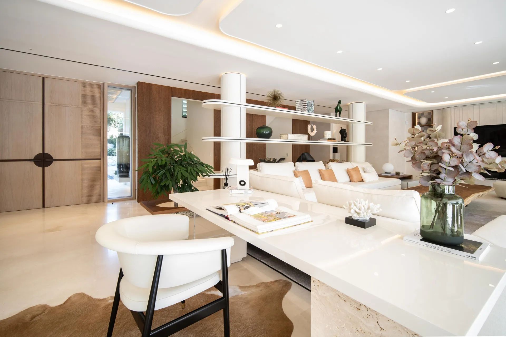 Ultieme luxe in Marbella: exclusieve villa met prachtige tuinen en privézwembad aan de Golden Mile foto 7