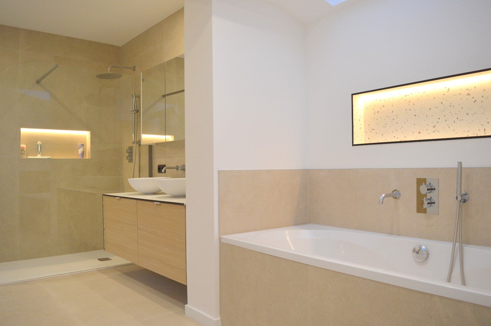 Gerenoveerde woning met tuin, garage en 3 slaapkamers in Bellegem foto 6