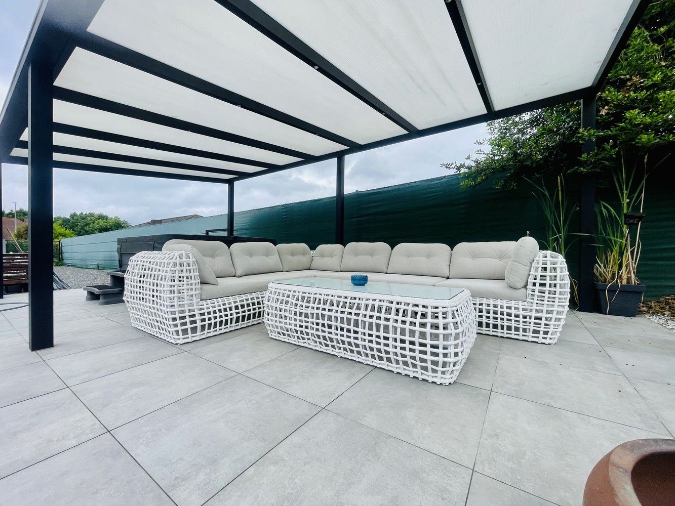 Smaakvol gerenoveerde villa met zwembad en poolhouse foto 30