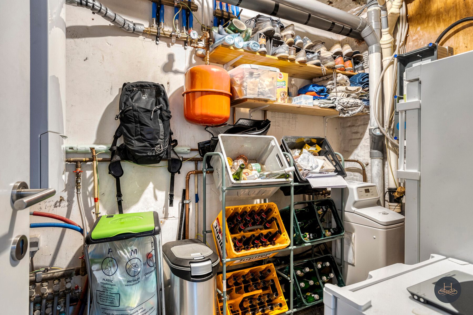 Charmante, gerenoveerde halfopen woning met grote tuin foto 21