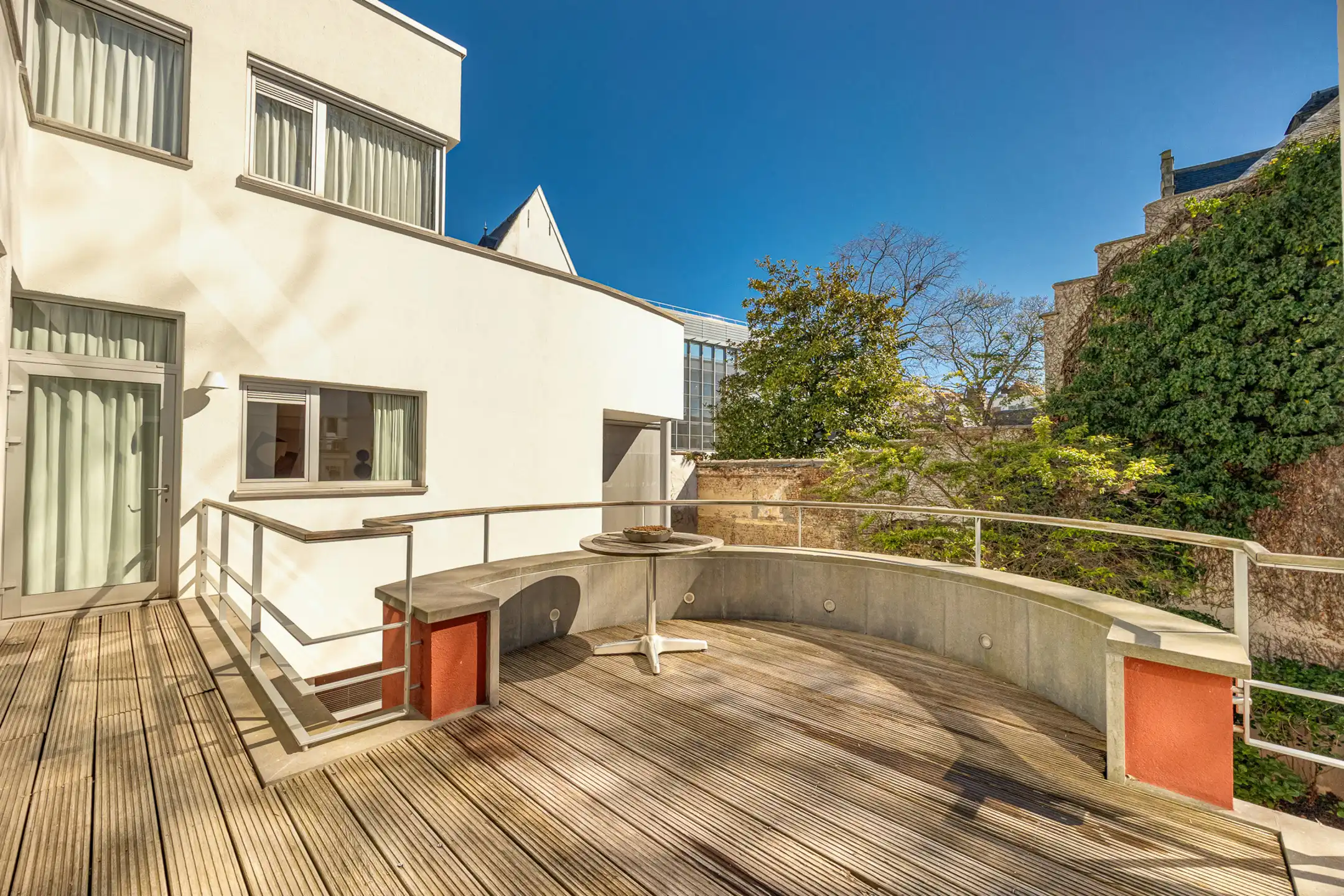 ANTWERPEN CENTRUM - Ruim appartement met kantoor en tuin  foto 5