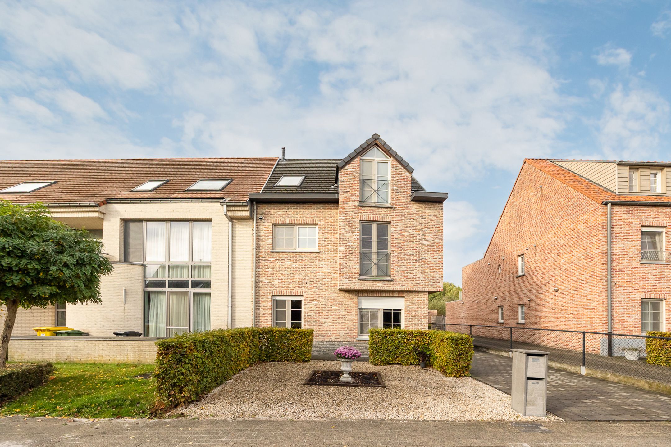 Volledig instapklaar duplex appartement met terras & garage foto 2