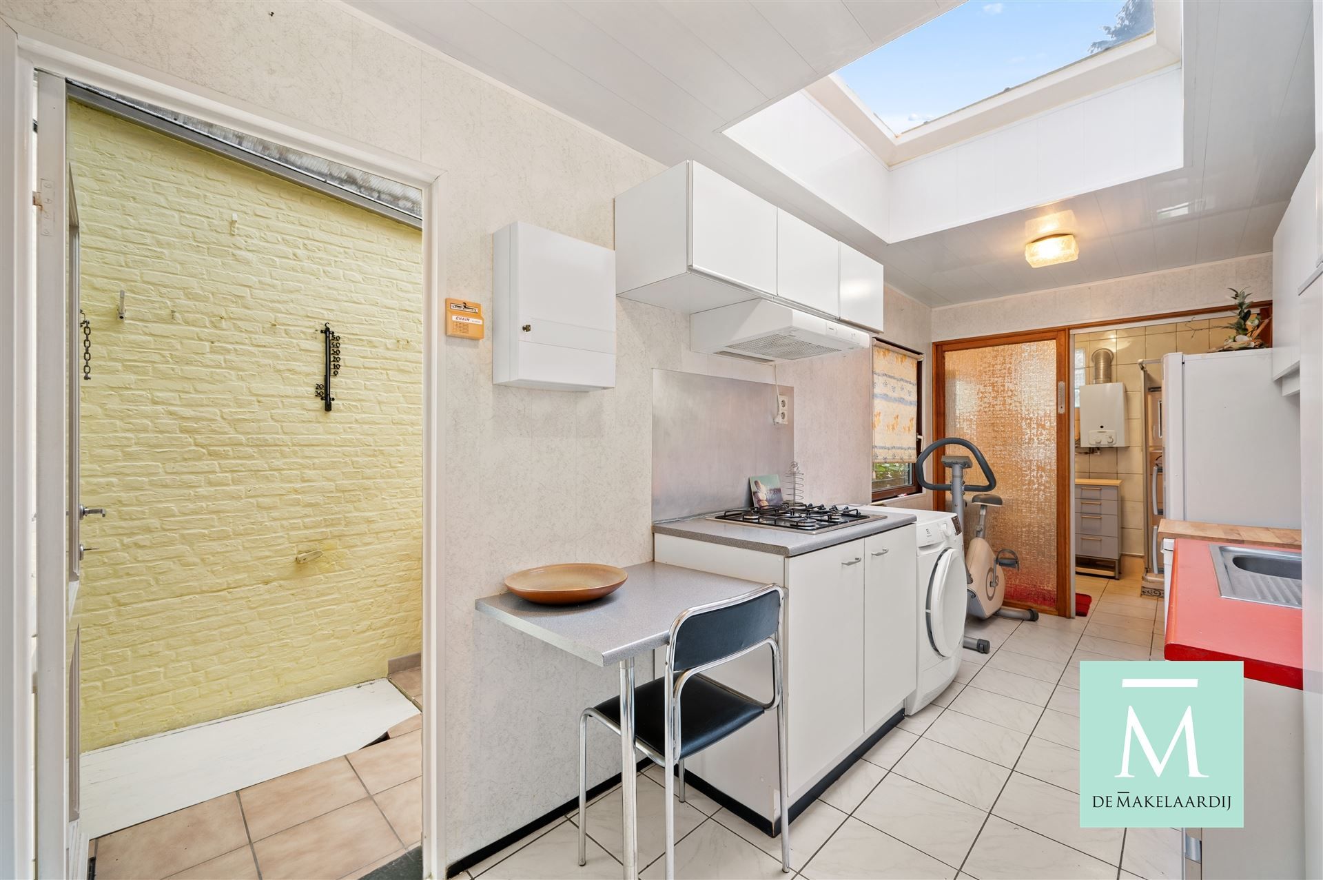 Te renoveren gezinswoning met mooie tuin in Mechelen-Zuid foto 5